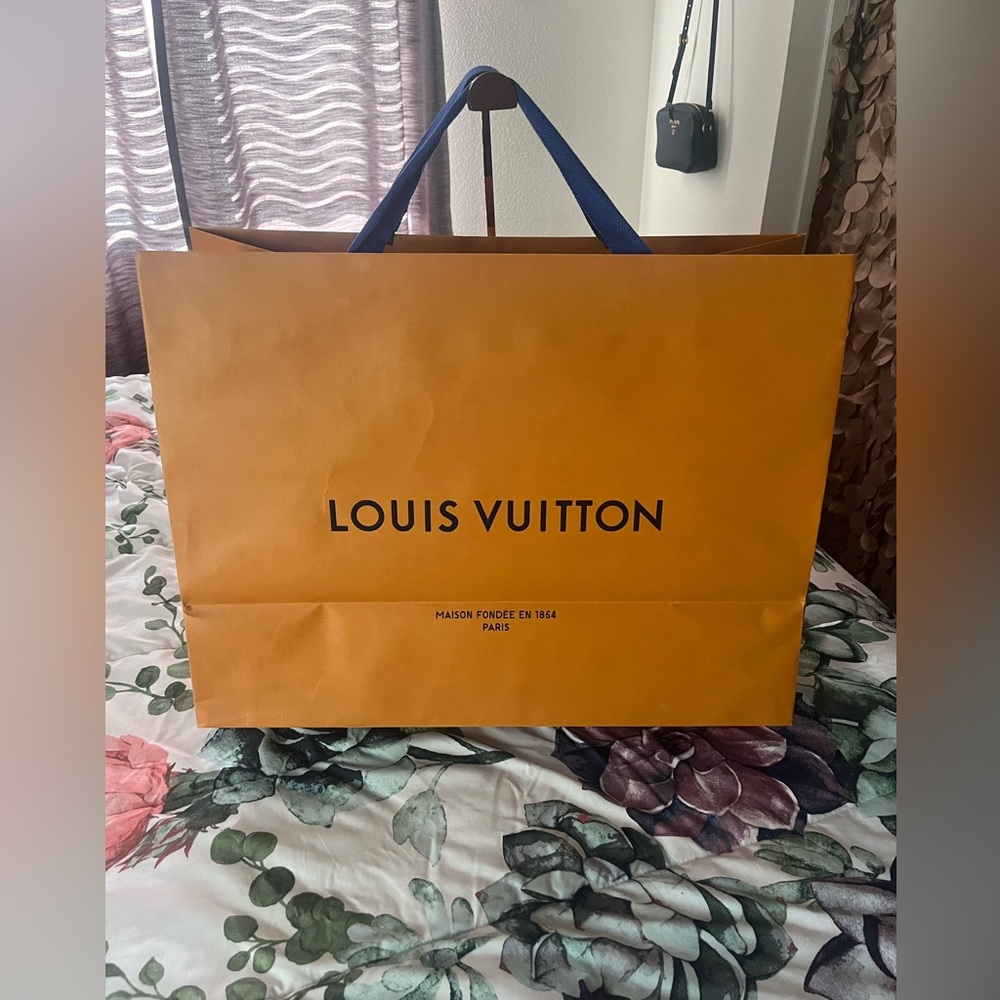 Louis Vuitton Large Orange Paper Shopping Bag Blue Handles 23.25x17.5 Authentic
